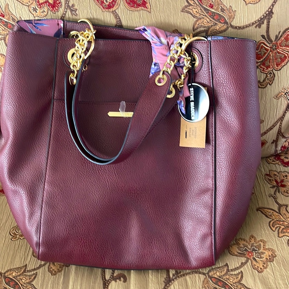 🎉STEVE MADDEN WINEBWILDE HANDBAG